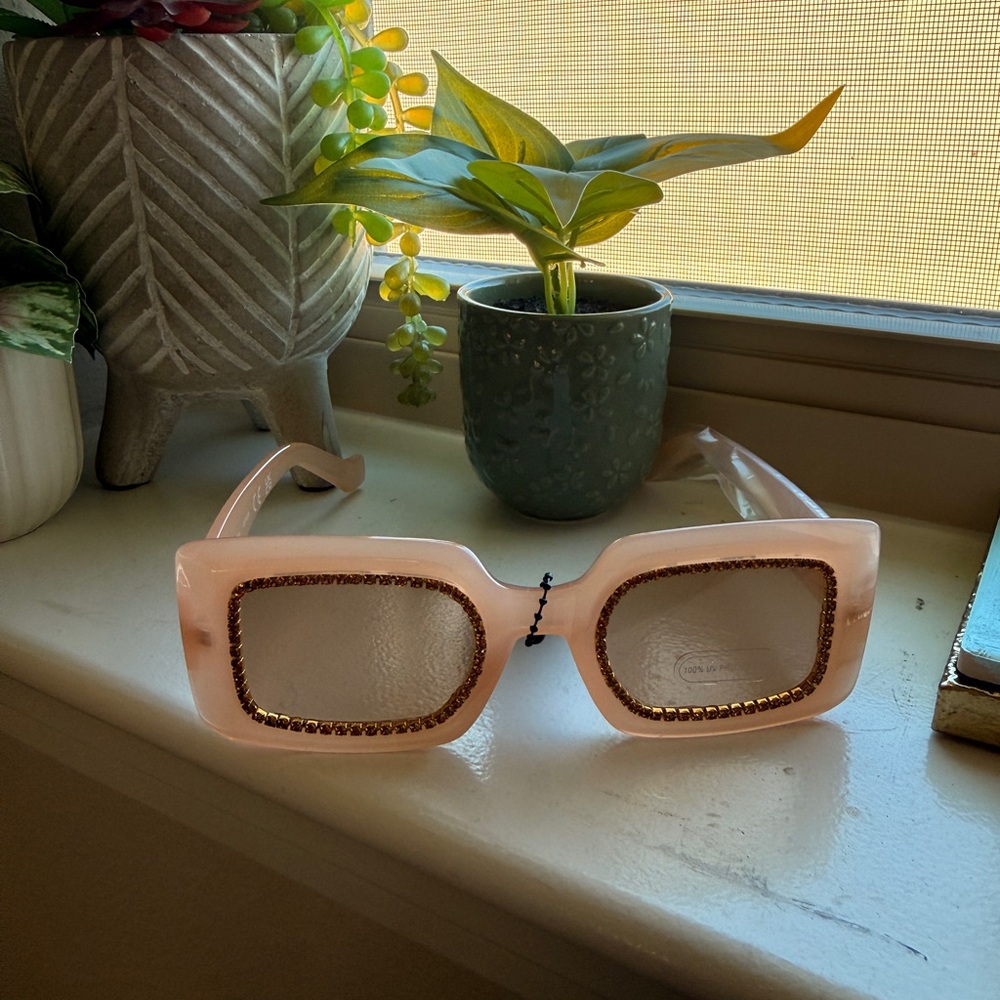 12th Tribe Beige and Glitter Sunglasses with Brown Lenses NWT - Picture 5 of 5